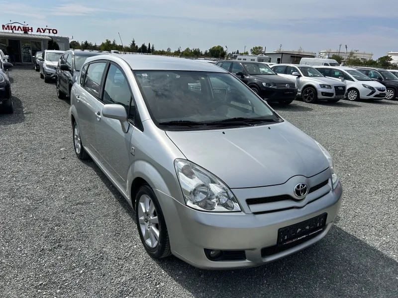 Toyota Corolla verso (KATO НОВА) Image 3