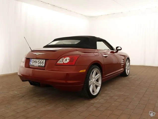 Chrysler Crossfire Roadster 3,2 V6 M6 - Nahat, Vakkari, Ilmastointi, Urheiluistuimet - Ilmainen kotiintoimitus Image 8